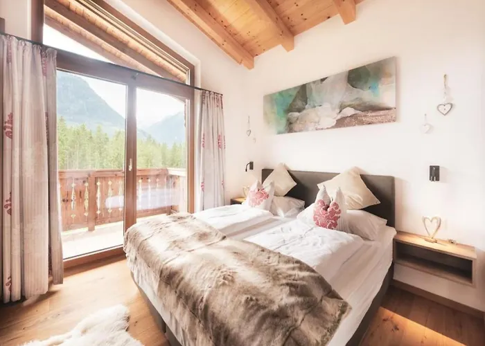 Elegant Near Wildkogel Arena Chalet