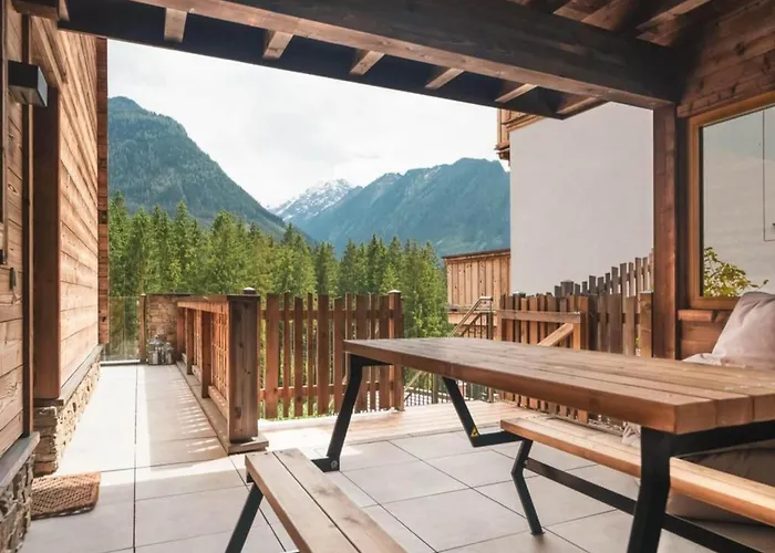 Chalet Elegant Near Wildkogel Arena Neukirchen am Grossvenediger