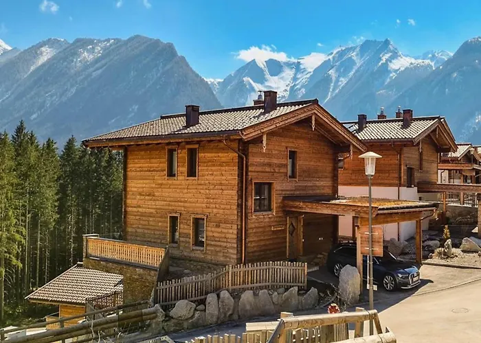 Elegant Near Wildkogel Arena Chalet Neukirchen am Grossvenediger